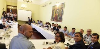 Lucía recibió a los intendentes en Casa de Gobierno