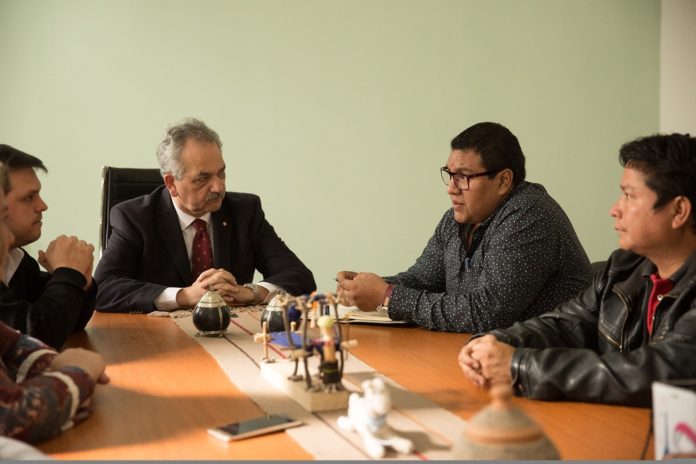 Desarrollo Social-Reunión con funcionario del Gobierno de Bolivia