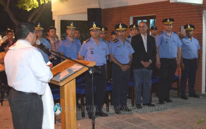 Acto Comisía 8° 1