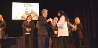 Educación distinguió a docentes con el premio “Luisa María Sesín”