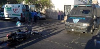 Motociclistas lesionados en accidente en el casco céntrico