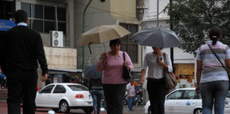El tiempo: lluvia y calor para este jueves