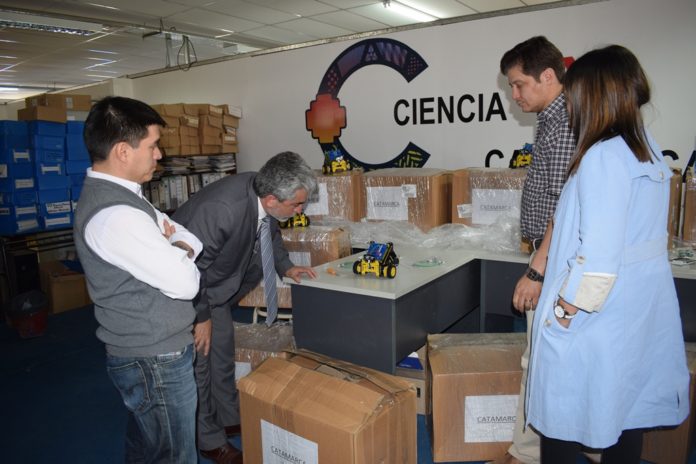 Alumnos de Escuelas Técnicas recibirán kits de robótica1