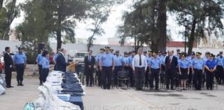 Entregaron nuevos uniformes y mobiliario a la Policía de la Provincia