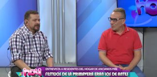 Adultos mayores festejan la primavera.