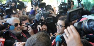 «Nos mintieron». La bronca de los familiares de los submarinistas