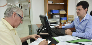 Última entrega del préstamo municipal al colegio FASTA