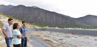 La Gobernadora recorrió las obras del nuevo sistema de riego en Pomán