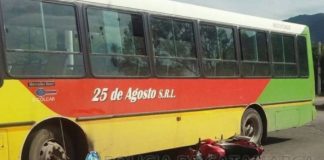 Colectivo protagonizó accidente en Avenida Belgrano