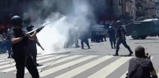Gases y balas de goma en el Congreso