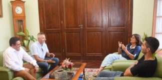 Miguel Barrionuevo llegó a Catamarca y fue recibido por Lucía