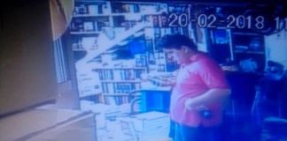 VIDEO: robó un celular en una librería céntrica y quedó filmado