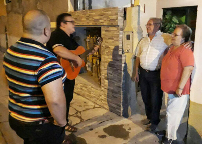 Serenatas para Enamorar