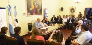 La gobernadora presidió la reunión del Consejo Asesor Minero