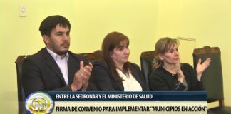 Firma de convenio para implementar Municipios en Acción