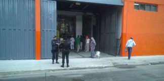 Aprehendieron a un hombre que robaba Fernet en el super de La Terminal