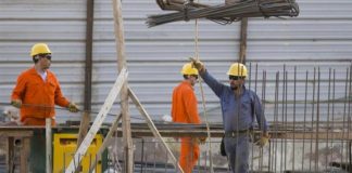 Advertencia de la UIA: «El empleo va a seguir cayendo lentamente»