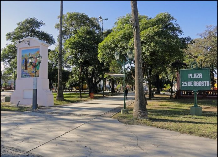plaza-25-agosto