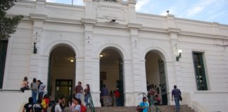 Humanidades otorgará descuentos para sus egresados