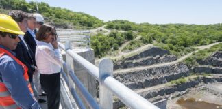 Lucía agradeció a Cristina y Macri por la obra del dique El Bolsón