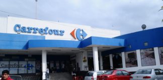 Atrapan a un mujer robando elementos de un Supermercado céntrico