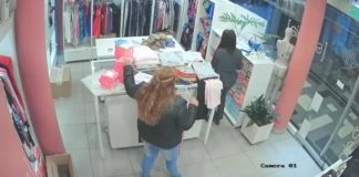 Mujer robó lencería en un local céntrico y quedó todo grabado (VIDEO)