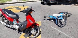 Dos motociclistas resultaron lesionados en un accidente en Av. Presidente Castillo