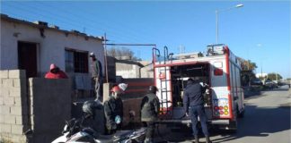 Voraz incendio en una vivienda del Villa Eumelia