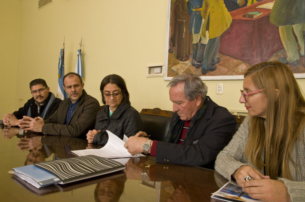 Firma de Convenio Escuela Chumbicha (5)
