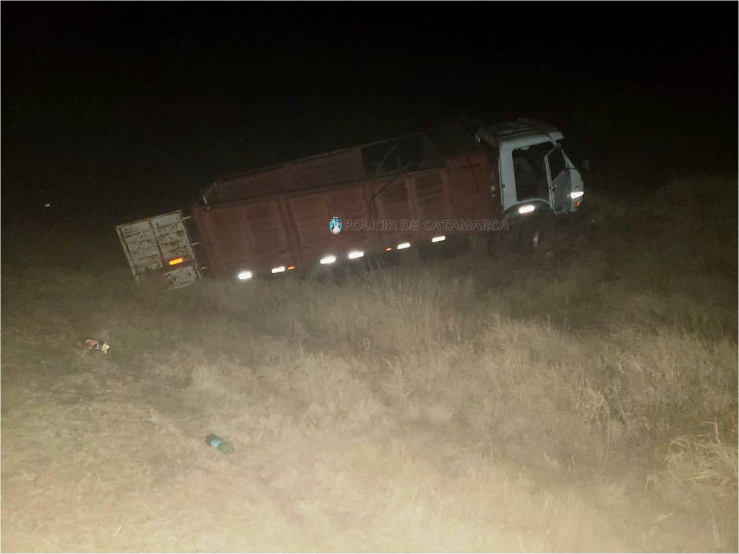 Dos camiones y una camioneta protagonizaron un choque múltiple en La ...