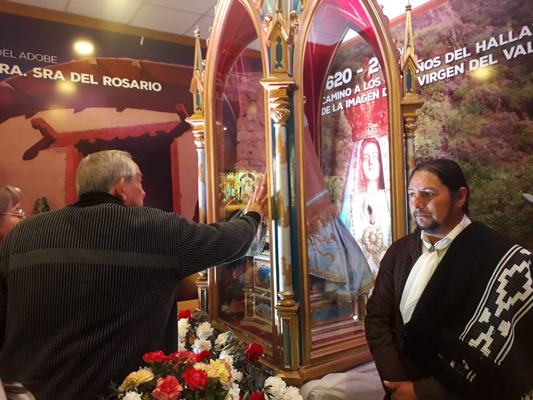 la virgen en el poncho6