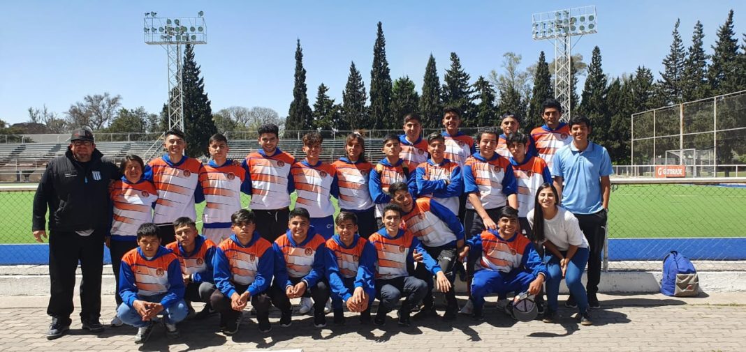 Hockey Sub 18.jpg 2