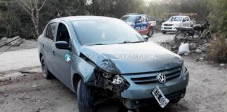 Automovilista chocó con un poste de luz en Chumbicha