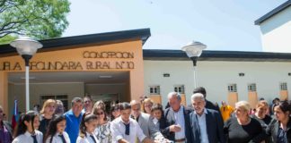 Lucía inauguró dos nuevos edificios escolares en Capayán