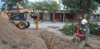 Obra para mejorar la red cloacal en Barrio 9 de Julio