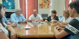 Los extrabajadores de Alpargatas se reunieron con el ministro Moreno