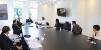 Fernández y el gabinete económico delinean medidas post pandemia