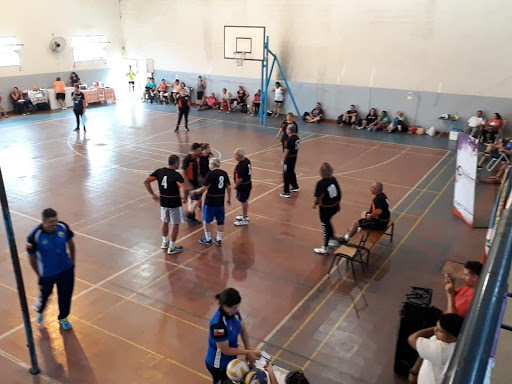 Newcom en el Polideportivo 920 Viviendas
