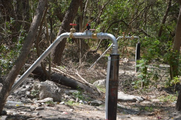 Batería de perforaciones en Río El Tala