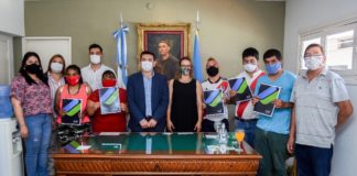Integración laboral en Fray M. Esquiú: incorporan al municipio a cinco jóvenes con discapacidad