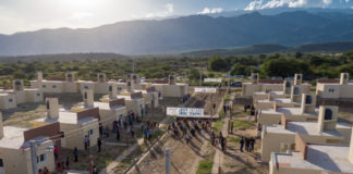 Entregan 30 viviendas en Ojo de Agua para trabajadores de la sanidad