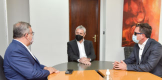 El gobernador Jalil se reunió con el ministro Ferraresi para coordinar una agenda de desarrollo habitacional