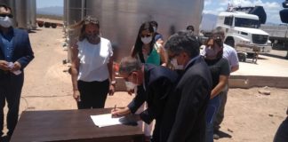 Firman las escrituras de la zona primaria aduanera en Tinogasta