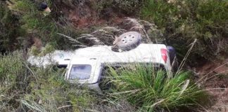 Aconquija: una camioneta volcó y terminó en el fondo de un barranco
