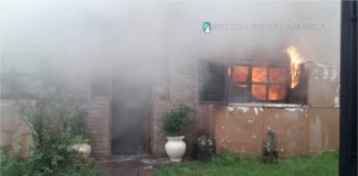 Se incendió una vivienda con una mujer y dos niños adentro: están a salvo