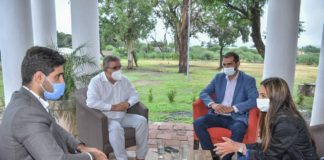 El gobernador Jalil se reunió con su equipo económico para analizar el horizonte financiero