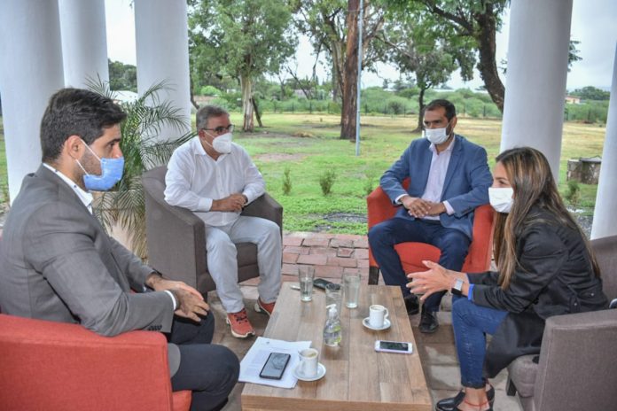 Raúl se reunió con los ministros de Hacienda y Trabajo