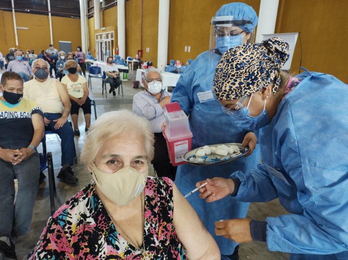 vacunación vacuna covid-19 coronavirus 3