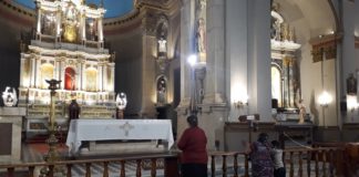 Habilitaron actividades religiosas en lugares cerrados