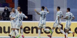 Argentina fue más pero no pudo con Chile
